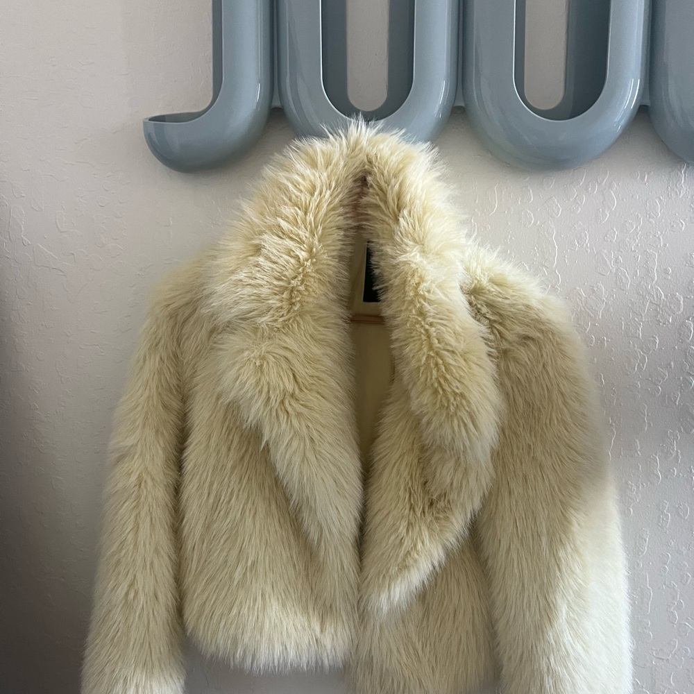 Zara Cream Teddy Jacket with Plush Collar